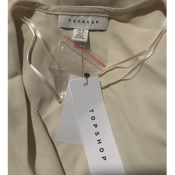 Topshop Wrap Belted Cream Blouse size 6 NWT - Picture 9 of 13